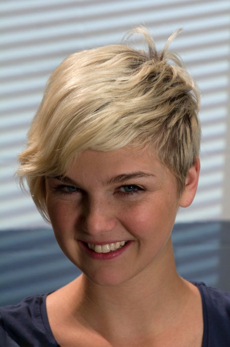 krátké vlasy blond zdarma nejlepší archiv