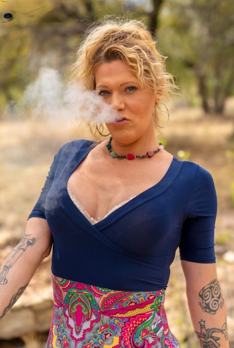 transexuelle mature xxx nus images