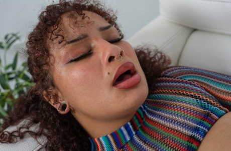 Amateur zierlich xxx porno foto