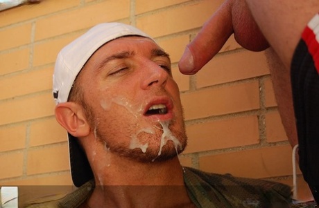 mangiare sperma gay bello l'hd img