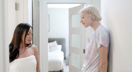 lesbianas altas y bajas desnudo gratis galería