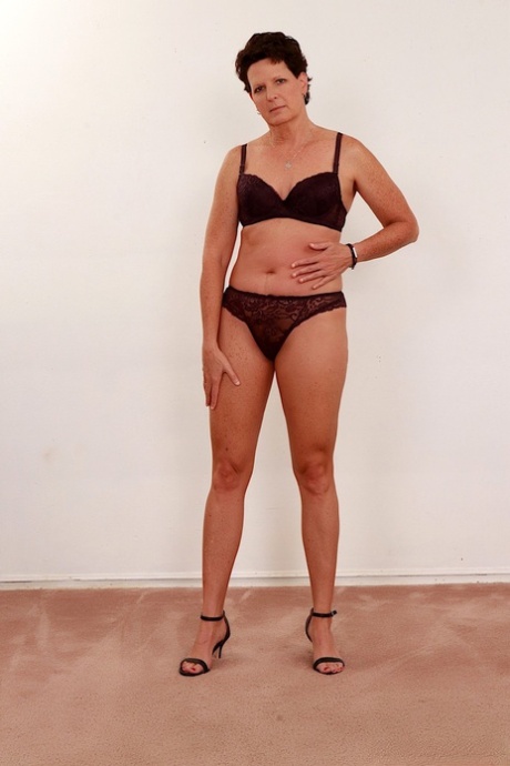 Beth Mckenna pornstar naked galleries