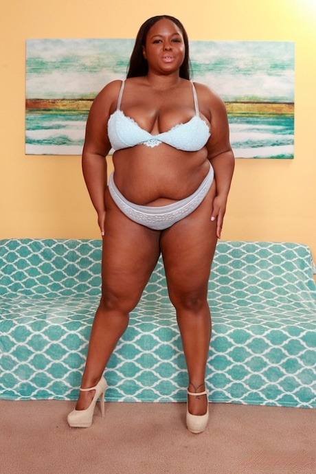 seins affaissés débène beau nu images