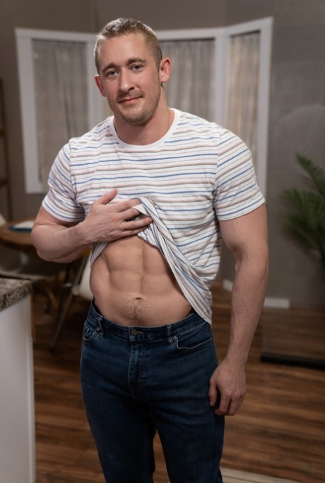 Mason Wyler pornstar nice img