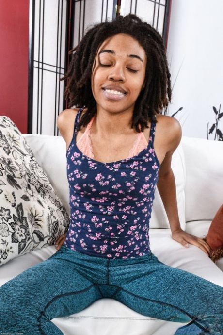 Olivia Green pornstar hot archive