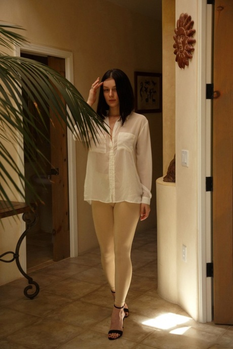 Amanda Lane star erotic photo