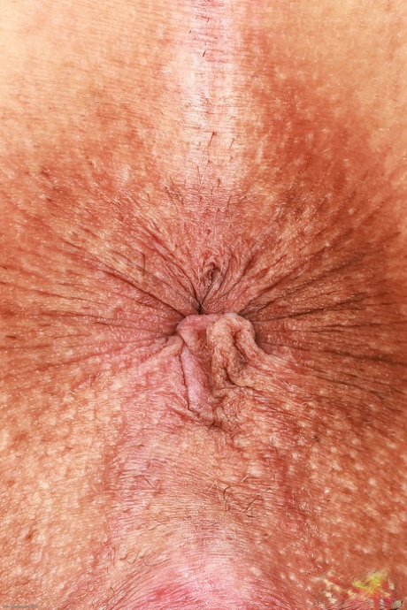 Naudi Nala model naked gallery