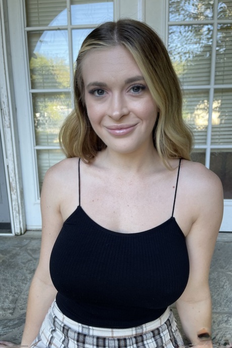 Lindsay Lee pornstar naked images