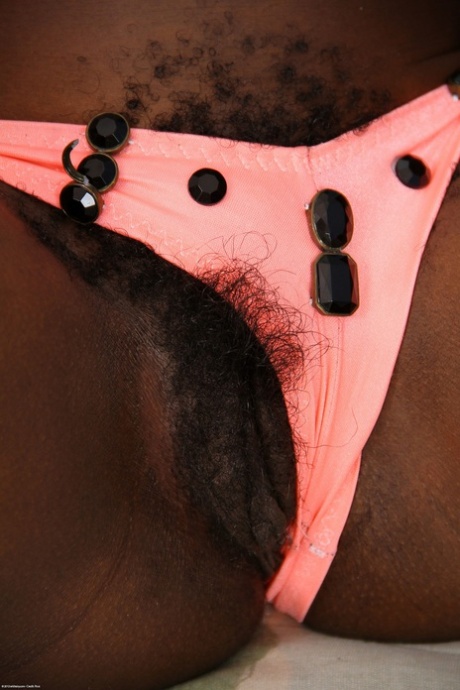hairy ebony exclusive images