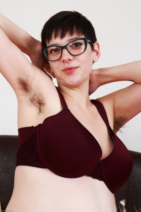 hairy pregnant free naked image