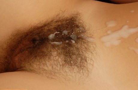 krémová kočička nahý sex archiv