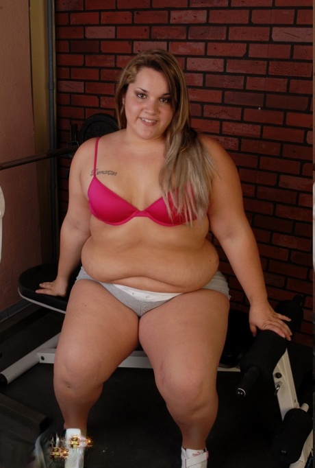 amateur college adult img