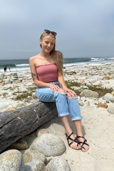 zralá chlupatá kundička sexy nahá img