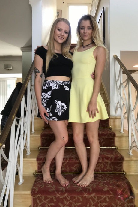 lesbická sukně perfektní fotky