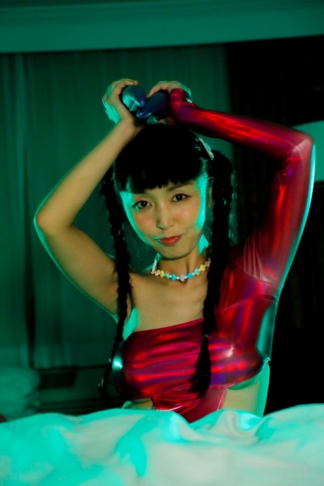 asian dildo pornos photos