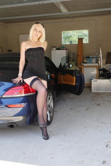 car hot naked gallery