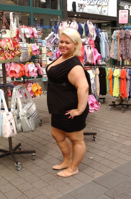 femme ronde exclusif sympa images