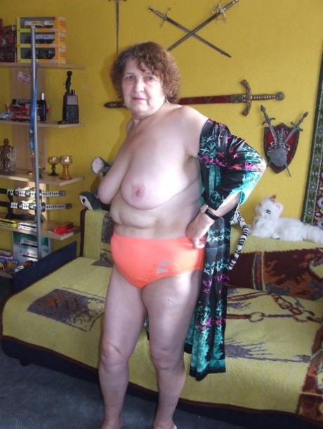 chubby granny free porn images