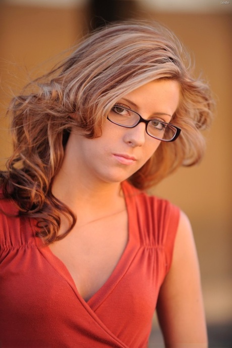 blonde glasses sex picture