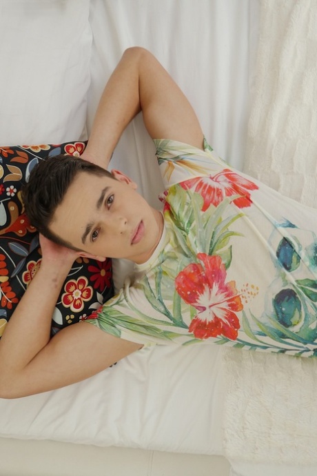 Finn Harper pornographic model img