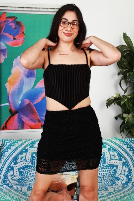 Lucy Sunflower beautiful actress picture