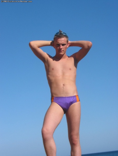 gay outdoor xxx images