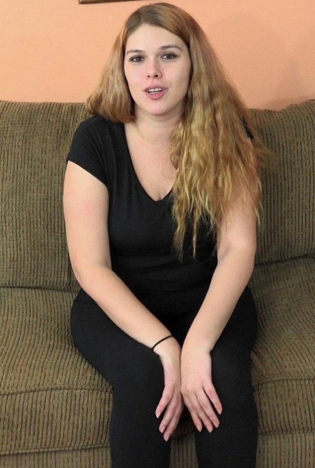 chubby blonde art porn image