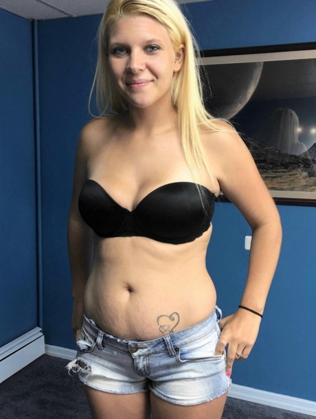 Brianna Star star erotic pictures