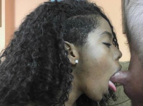 menina velha xxx adulto galeria