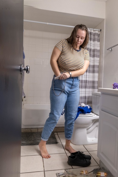 chubby jeans erotic pictures