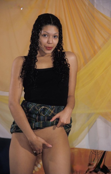 latina upskirt sexy images
