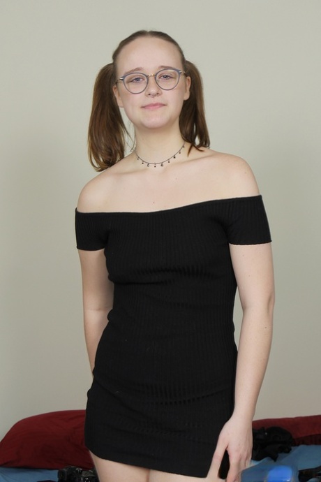 Giovane nerd piuttosto adulto immagine