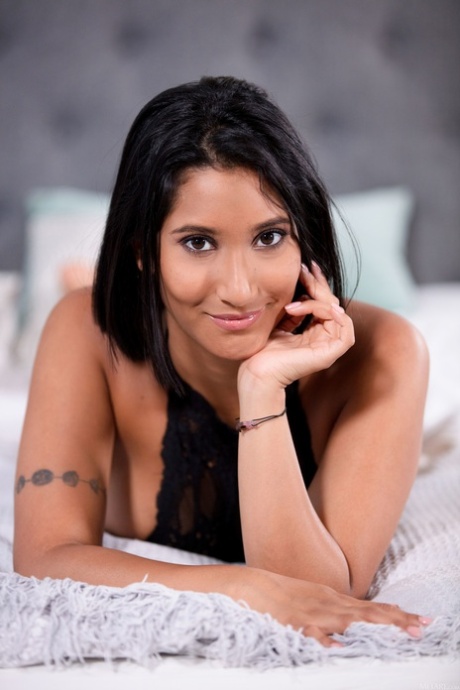 Pris Angel star hot img