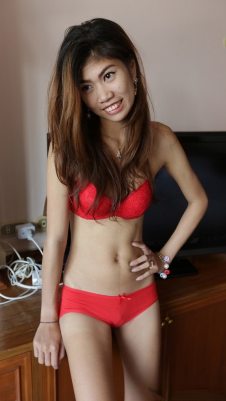 skinny asian hot porn pic