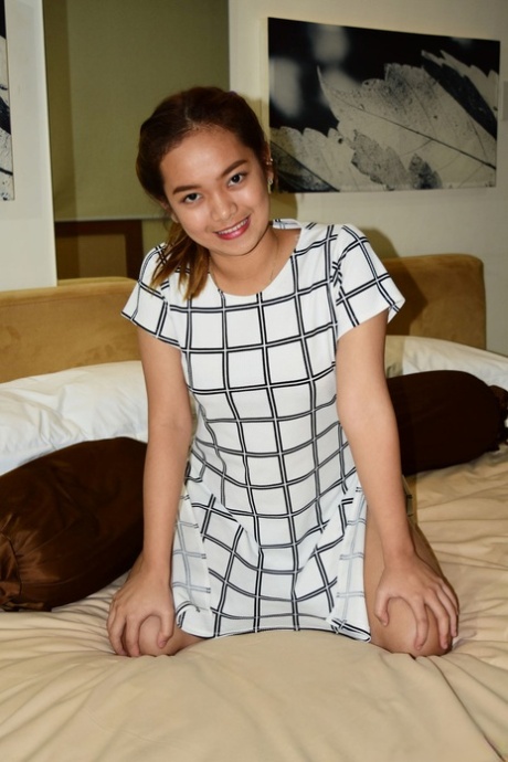 filipina teen nudes image