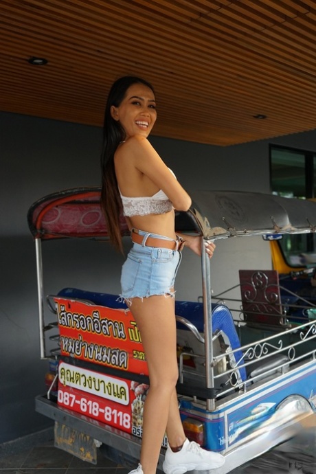 thai milf hot sex image