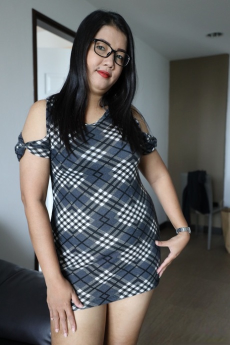 thai milf hot porn pics