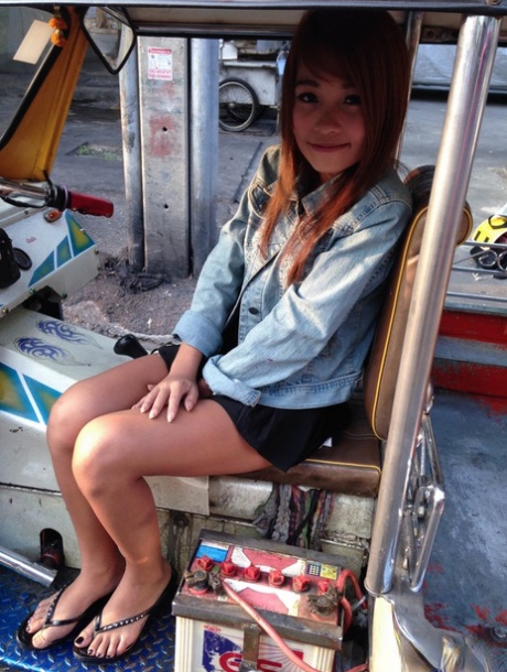 thai milf adult image