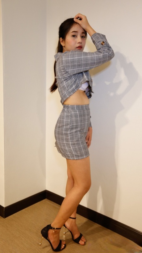adolescente philippine sexy en haute qualité image