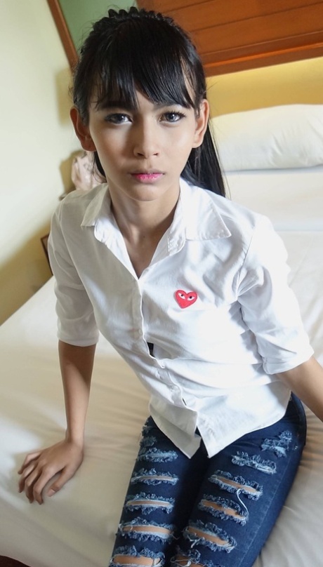 pequeña travesti perfecto gratis fotos