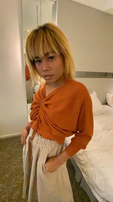 Mia Ivanova hot actress archive