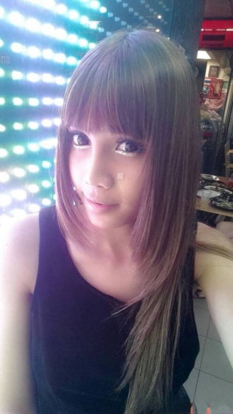 adolescente transexuelle chaud photos