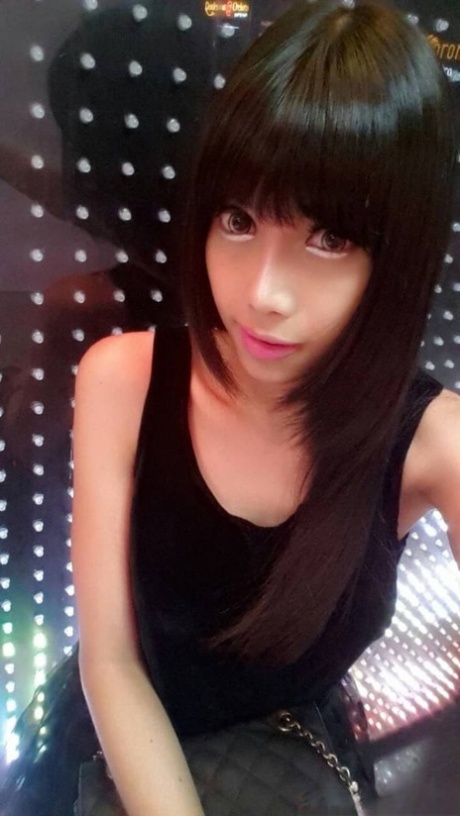 tonåring ladyboy hd gratis bilder