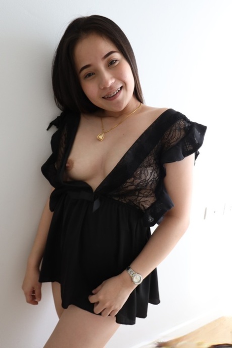 亚洲妈妈 自由裸體 檔案