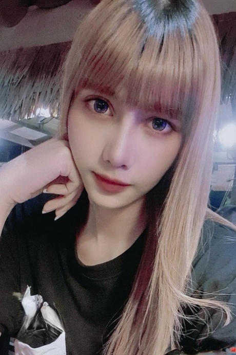 transexual adolescente hermosa perfecta galerías