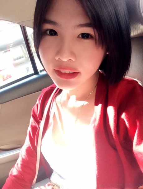 青少年人妖 藝術裸體 圖片