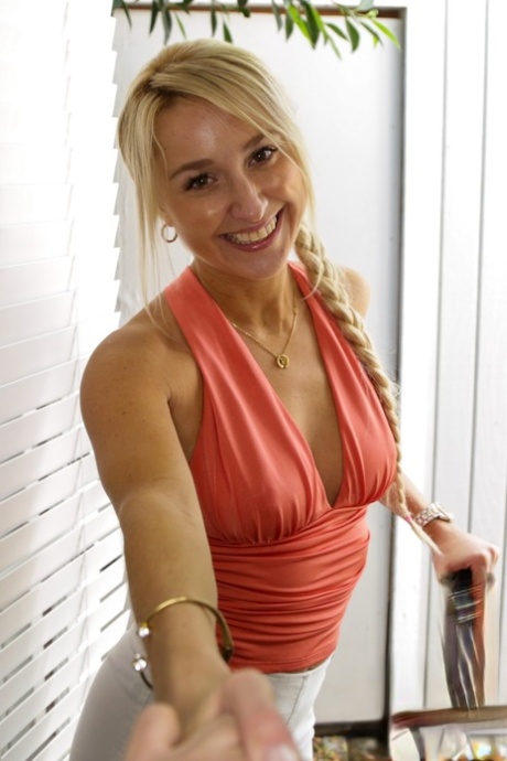 Misha Mynx art pornstar photos