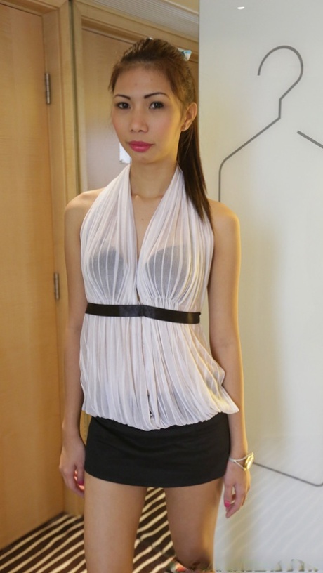 mom skirt free naked archive