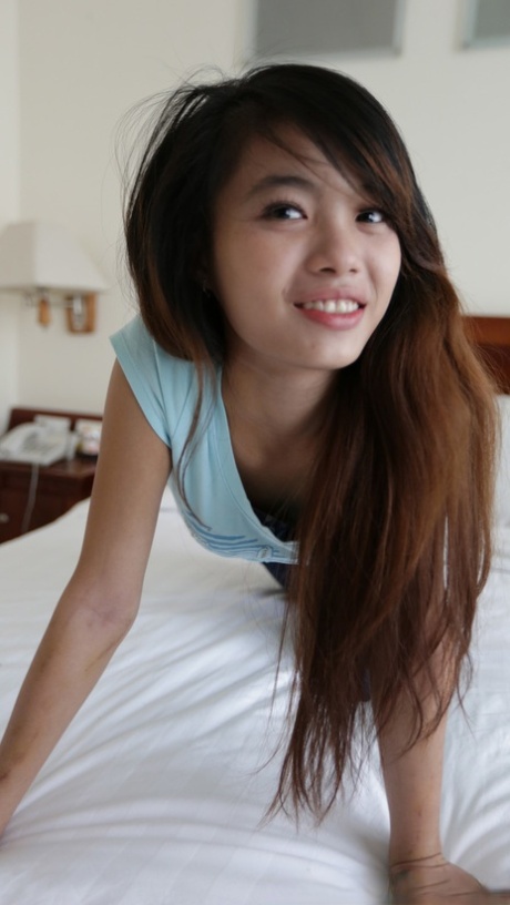 thai teen beautiful nude pic