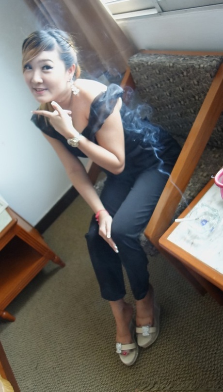 thai milf pornos pictures